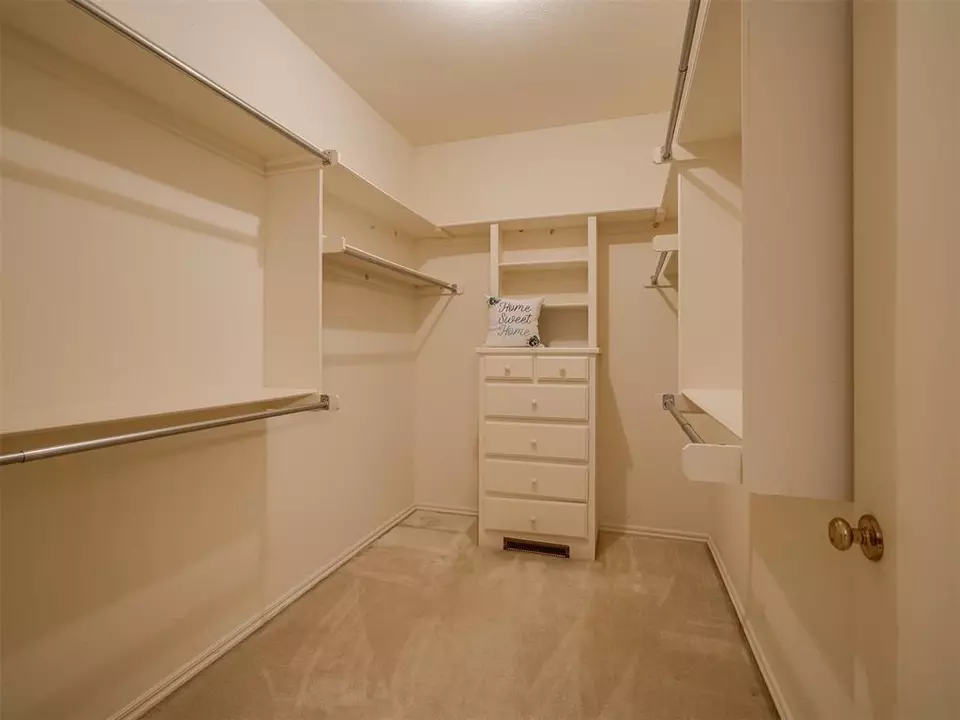  709 Concord Cir, Edmond, OK 73003 photo 18