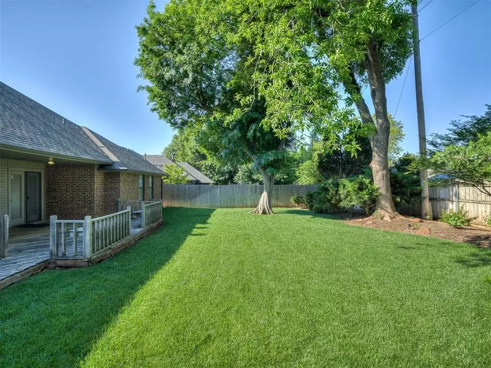 709 Concord Cir, Edmond, OK 73003 photo 30