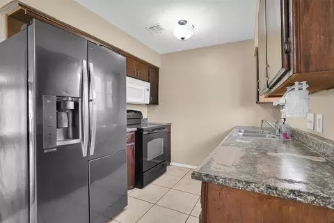 601 Libra St, Altus, OK 73521 photo 10