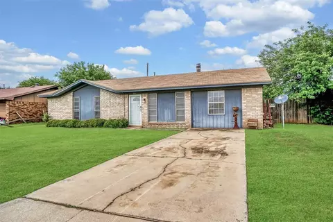601 Libra St, Altus, OK 73521 photo 3