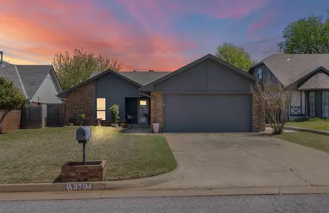 3704 Windscape Ct, Oklahoma City, OK 73179