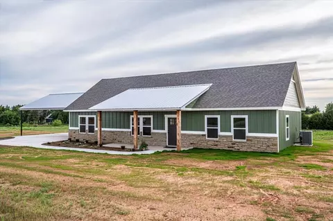 1425 N Post Rd, Guthrie, OK 73044