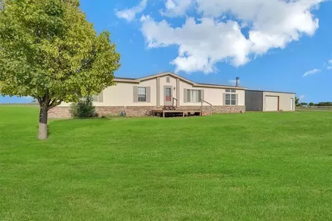 18760 E 1170 Rd, Sayre, OK 73662
