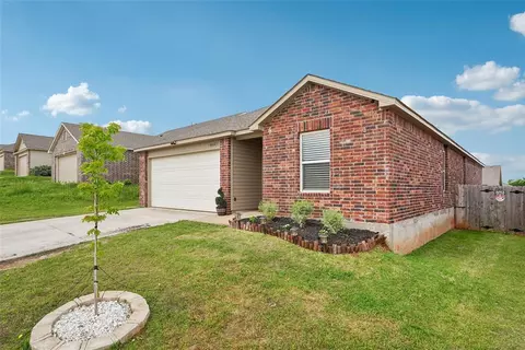 10005 Blue Wing Trl, Yukon, OK 73099