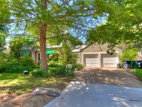 2321 Cashion Pl, Oklahoma City, OK 73112