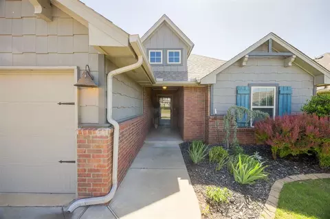 4824 Wister Ln, Edmond, OK 73025