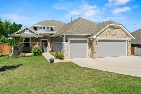 2803 Redwood Ct, Newcastle, OK 73065
