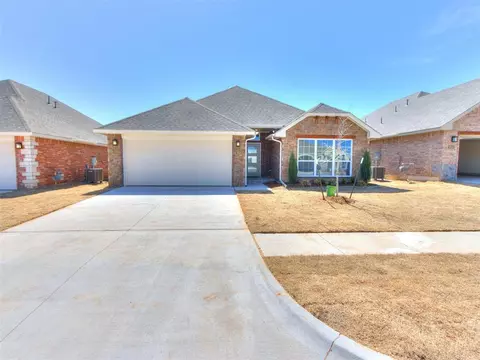 9320 NW 141st St, Yukon, OK 73099