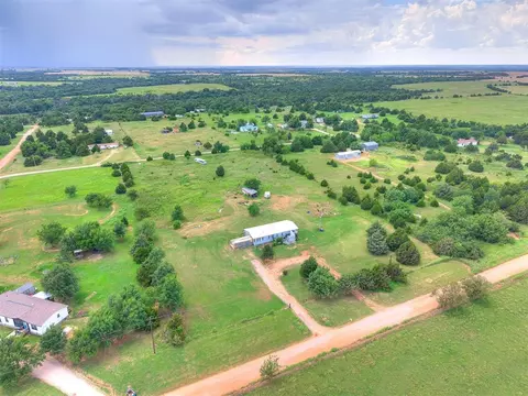 5301 S Kelly Ave, Guthrie, OK 73044