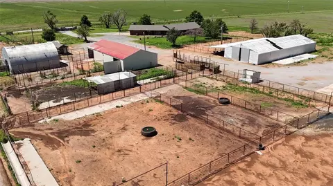 23951 E 1160, Colony, OK 73021 photo 23