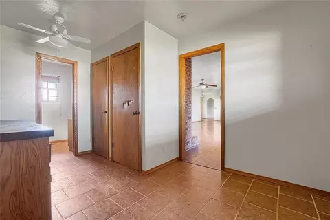 23951 E 1160, Colony, OK 73021 photo 16