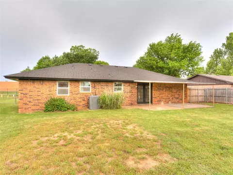 416 Margaret Dr, Tuttle, OK 73089 photo 8