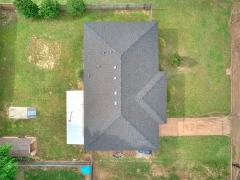 416 Margaret Dr, Tuttle, OK 73089 photo 5