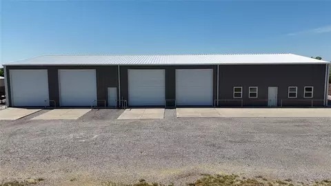 24174 E 998 Rd, Weatherford, OK 73096