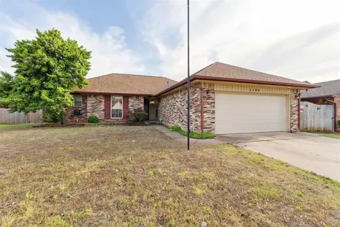 1104 Cedar Hill Pl, Oklahoma City, OK 73110