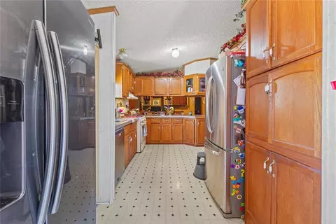 115 S 4th St, Thomas, OK 73669 photo 10