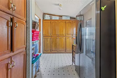 115 S 4th St, Thomas, OK 73669 photo 25