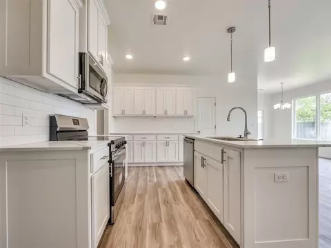1113 N Silver Leaf Dr, Moore, OK 73160 photo 17