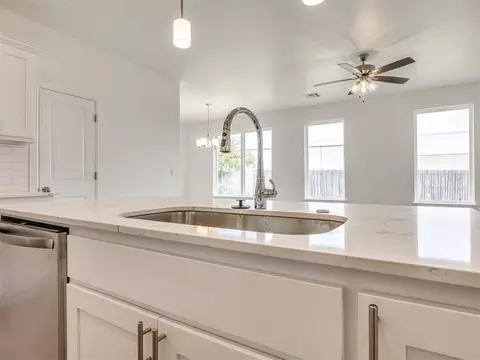 1113 N Silver Leaf Dr, Moore, OK 73160 photo 19