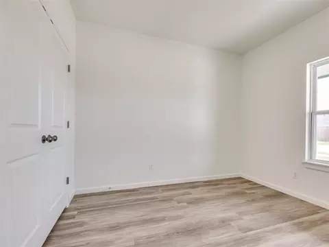 1113 N Silver Leaf Dr, Moore, OK 73160 photo 8