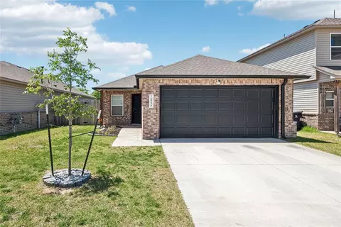 1837 Easton Ln, Oklahoma City, OK 73127