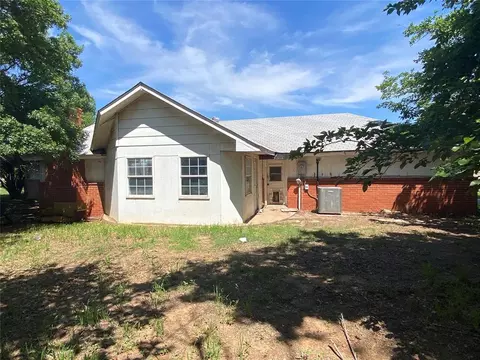 20403 E County Road 1567, Altus, OK 73521 photo 5