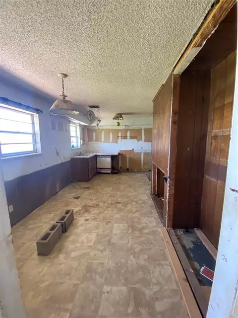 20403 E County Road 1567, Altus, OK 73521 photo 7