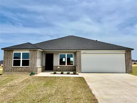13427 Huckleberry Ln, Mcloud, OK 74851