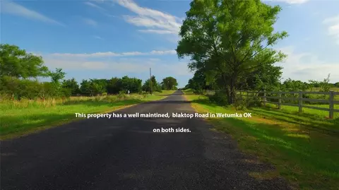 12 382 St, Wetumka, OK 74884