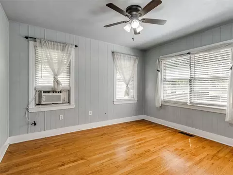 130 E 8th St, Edmond, OK 73034 photo 22