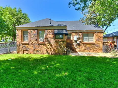 130 E 8th St, Edmond, OK 73034 photo 28