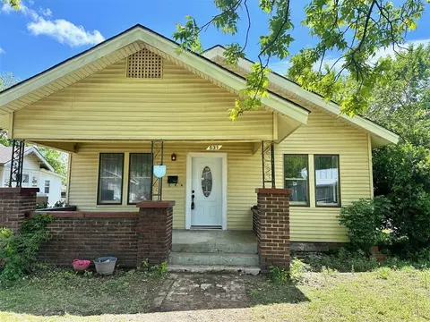 531 W Wallace St, Shawnee, OK 74801