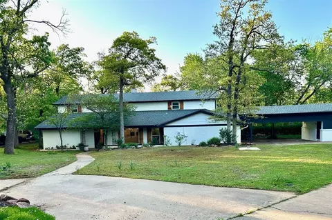 4008 Creekwood, Edmond, OK 73025