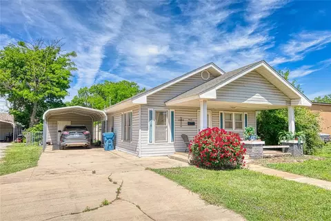 412 N College St, Cordell, OK 73632