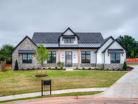 3200 Nuthatch Dr, Edmond, OK 73012