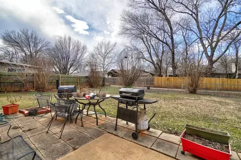 2104 Oak Forest Dr, Norman, OK 73071 photo 25