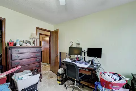 2104 Oak Forest Dr, Norman, OK 73071 photo 17
