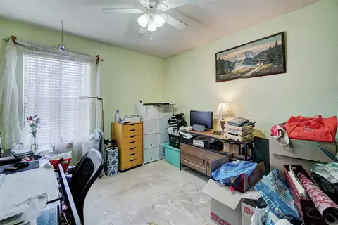 2104 Oak Forest Dr, Norman, OK 73071 photo 15