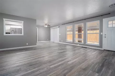 125 N Creekdale Dr #127, Norman, OK 73072