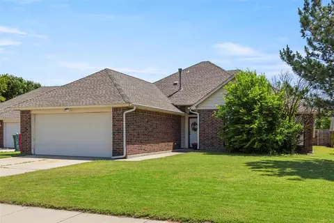 4917 Byron Cir, Yukon, OK 73099 photo 2