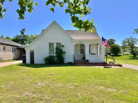 1311 N Park St, Shawnee, OK 74801