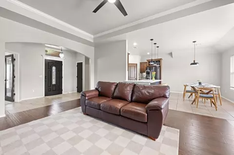1825 Preakness Path, Guthrie, OK 73044 photo 15