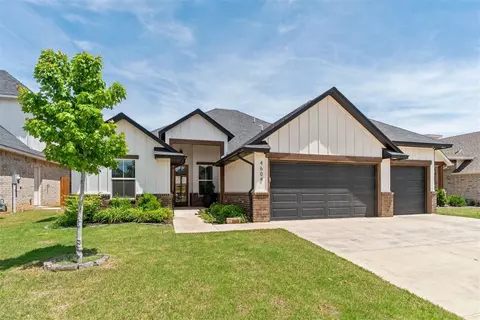 4604 Olivera St, Mustang, OK 73064