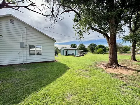 321 E Ninth St, Leedey, OK 73654 photo 36