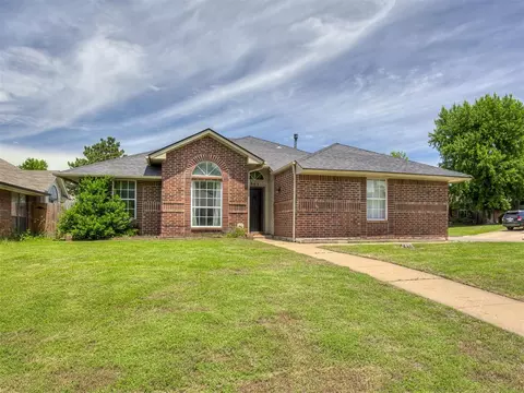 501 NW 170th St, Edmond, OK 73012