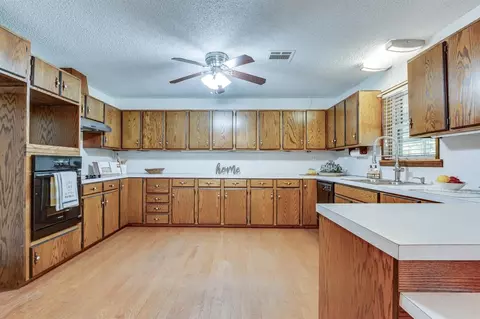 12925 Lakeroad Dr, Mcloud, OK 74851 photo 16
