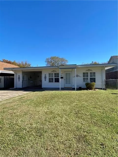 805 N Pennsylvania Ave, Shawnee, OK 74801