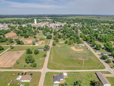 601 W Monroe St, Crescent, OK 73028 photo 40