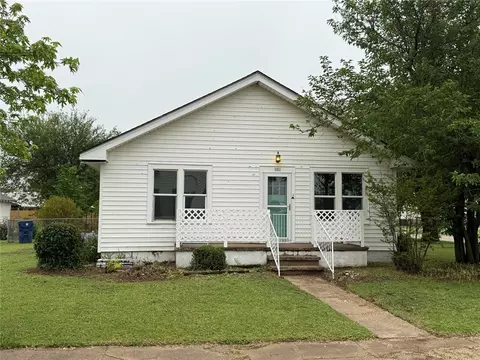 201 E Adams St, Crescent, OK 73028