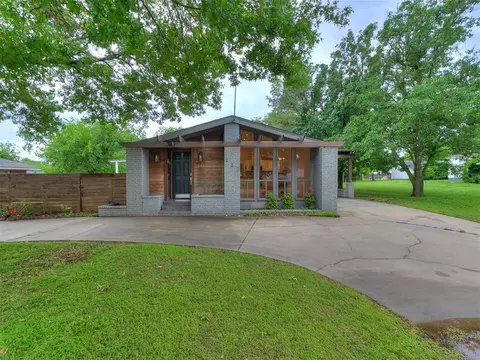 117 E Midland St, Shawnee, OK 74804